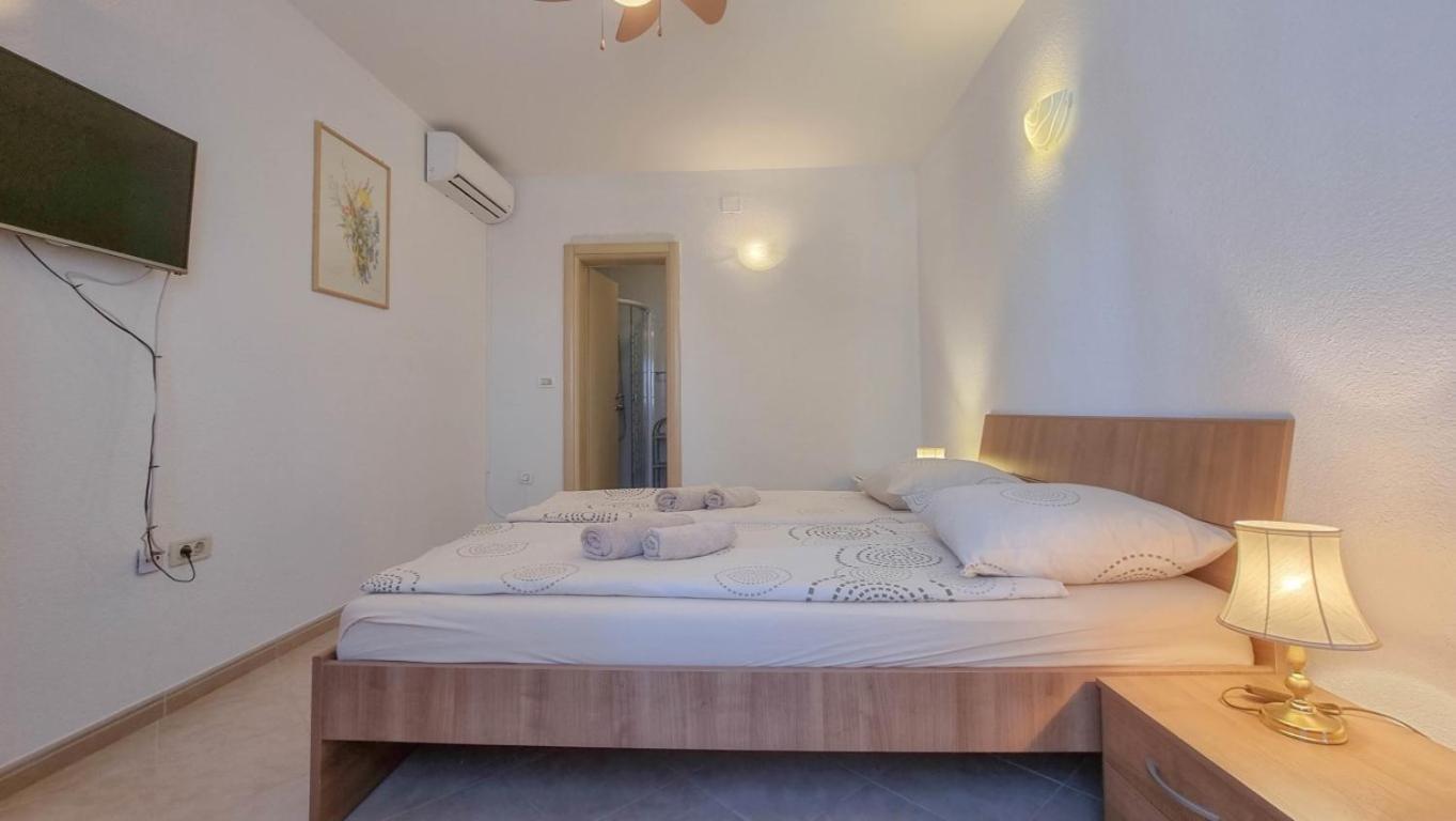Lucijana Room Novigrad Istria Exteriör bild