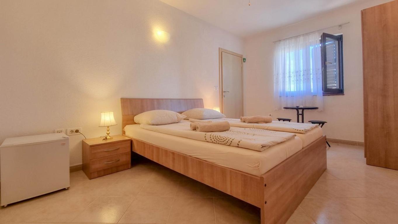 Lucijana Room Novigrad Istria Exteriör bild